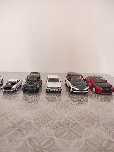 Məhsul: Kolleksiya üçün metal die-cast model avtomobillər (1:24 və — 7