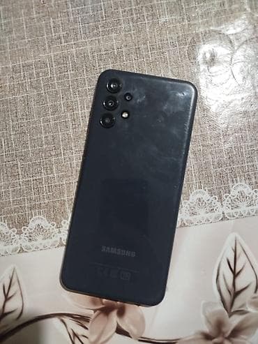telefon samsung a40: Samsung Galaxy A13, 32 GB, rəng - Qara, Face ID — 2