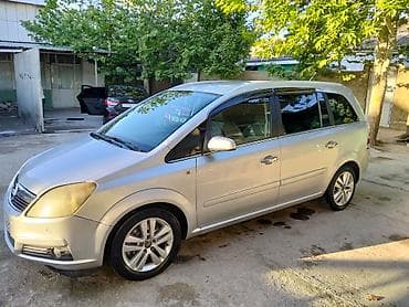 mitsubishi lancer evolution: Opel Zafira: 1.9 l | 2007 il 25000 km Van/Minivan — 3