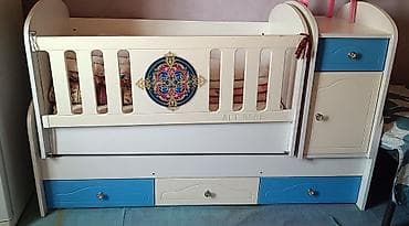 Oğlan və qız üçün, Dördbucaq, Beşik, Yellənmə mexanizmsiz