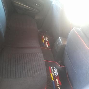 avtomobil satiwi: Great Wall Hover H3, ağ rəngli, 7 yerlik SUV. Xüsusiyyətlər: - Geniş — 9