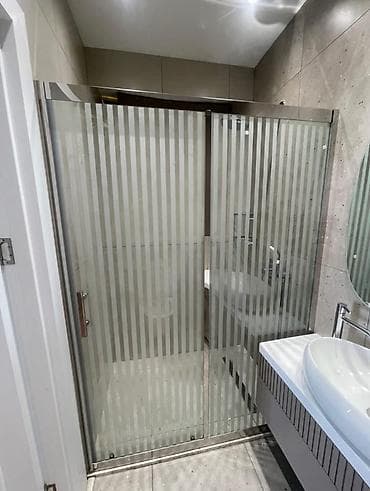 Ev və bağ: Şüşə duş kabinası – sürüşkən qapılı model - Material: qalın temperli — 1
