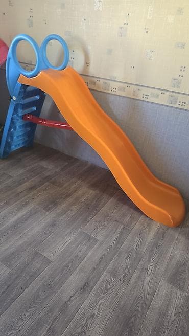 usag otagi: Dilek….Surusken satilir 90 azn Böyük dur. Yaxsi veziyyetde Sulutəpə — 2