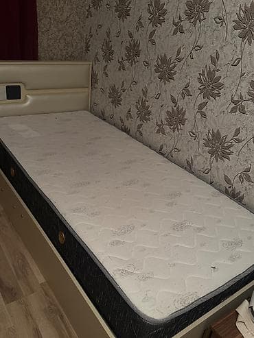 tek carpayilar: İşlənmiş, Təknəfərlik çarpayı, Bazalı, Matras ilə, Siyirməsiz — 1