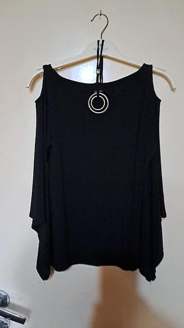 Qara qadın bluzasıTürkiye istehsali ela veziyyetdedir - Model: açıq