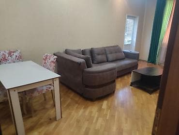 mingecevirde satilan evler: Iki otaq . iki hamam tualeti var . 18 mertebenin 14 mertebesi — 3