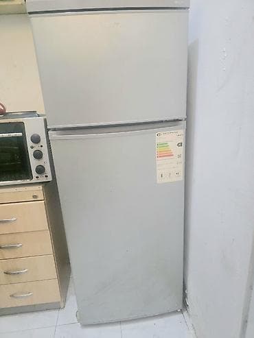 philips xenium 9@9h: Iki qapılı soyuducu (üstdə dondurucu) - Rəng: gümüşü/metalik - Enerji — 1