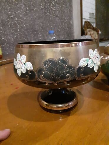 Tort və şiriniyyat qabları: Tort və şiriniyyat qabı, Çexiya — 6