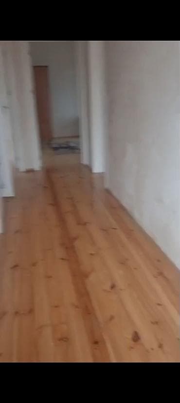 Дома: Saray üzümlükde 3 otağlı ev əşya ile 300 manata verilecey. Eve kombi — 3