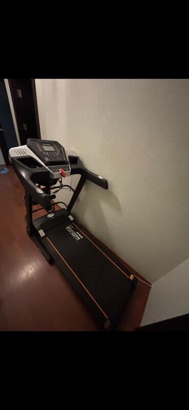 VolksGym qaçış trenajoru - Marka/model: VolksGym (paneldə qeyd — 2