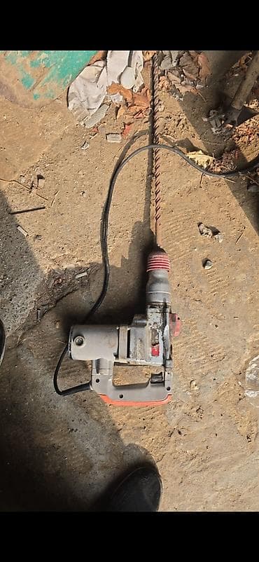 Ağır işlər üçün elektrikli perforator/rotor-martil - Şəbəkə ilə