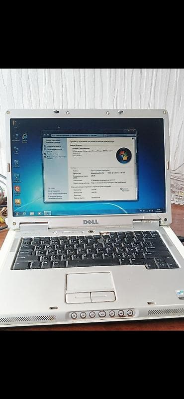 dell monitör: Dell noutbuk - Model: Dell Inspiron (seriya klaviaturada media — 1