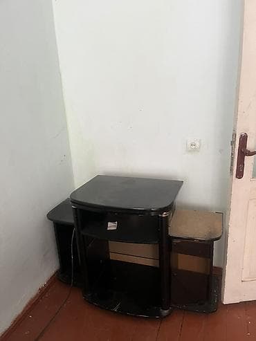televizor stend: Kompakt TV/Media stendi - Rəng: qara - Material: laminat/taxta — 1