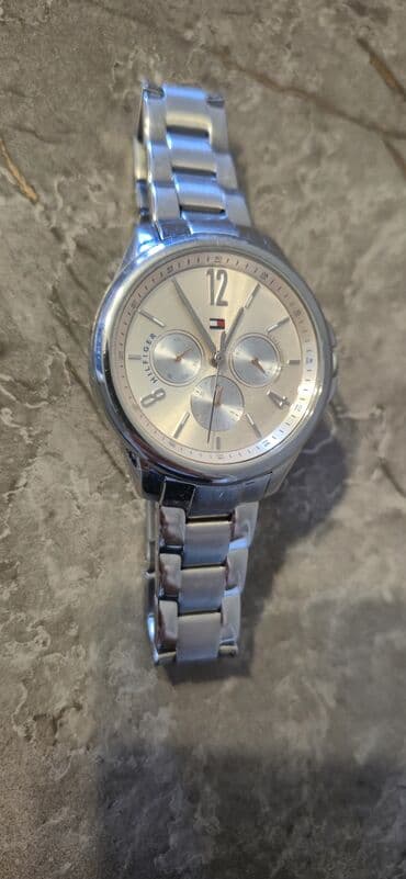 İşlənmiş, Qol saatı, Tommy Hilfiger, rəng - Gümüşü