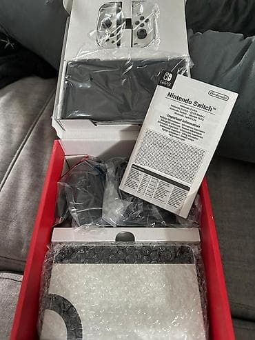 Nintendo Switch: Nintendo switch oled ekran Konsol yenidir 1 aydir almisham Basqa — 3