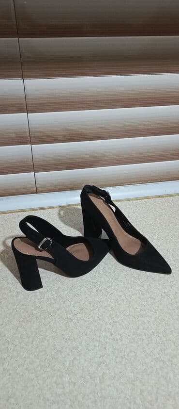 18 karat qizil qiymeti: Asos, Ölçü: 38, rəng - Qara, İşlənmiş — 1