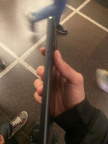 андроид мониторы prado: Satılır: Android smartfon Xüsusiyyətlər: - Korpus: tünd rəng, mat — 1