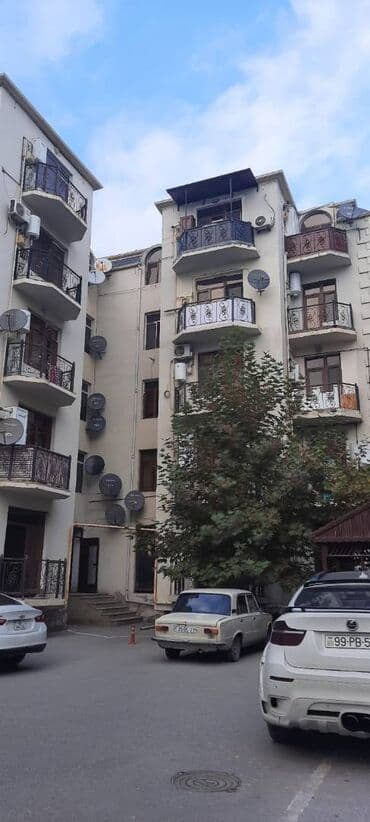 9 ci mikrorayon satilan evler: 2 otaqlı, Yeni tikili, 52 kv. m — 27