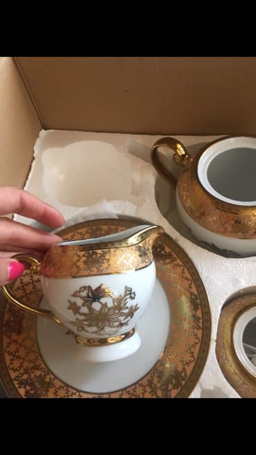 1 kq tort nece neferlikdir: Cayni servis tezedi. 6 eded bowqab 1 tort qabi. Pesok qabi cawkka — 5