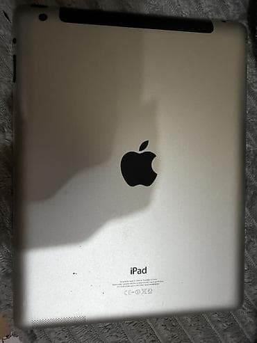tablet duz: Apple iPad planşet - Model: iPad (klassik nəsillərdən biri; alüminium — 1