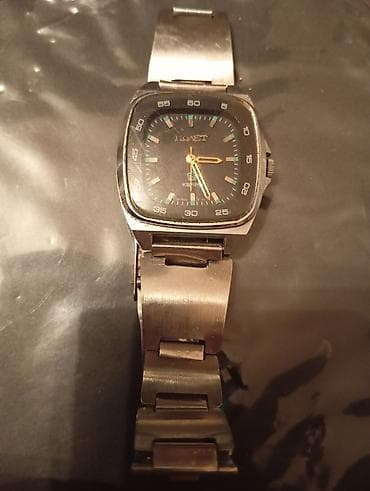 Qol saatları və aksesuarlar: İşlənmiş, Klassik Saat dəsti — 2