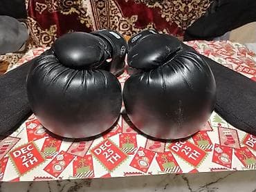 boks əlcəyi: Məhsul: Boks dəsti – əlcəklər + əl sarğıları - Marka: Venum (əl — 4