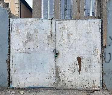 Qaraj qapisi 260/200sm 300azn Badamdar 3111 leli Metal darvaza –