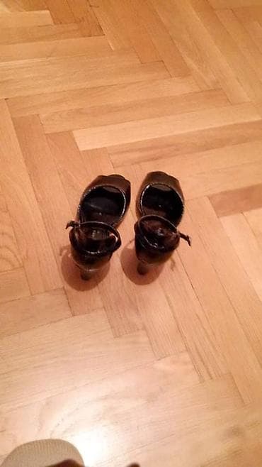 Личные вещи: Təmiz dəri pasanuşkalar satılır — 10