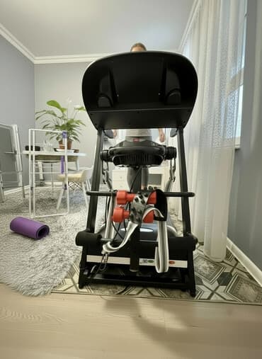 qaçış: Elektrikli qaçış trenajoru – “SPORT” paneli ilə Xüsusiyyətlər: - — 1