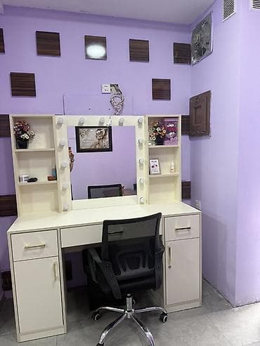 Gözəllik salonu üçün tam avadanlıq paketi - Vizaj masası və güzgü at lalafo.az Gözəllik salonu üçün tam avadanlıq paketi - Vizaj masası və güzgü