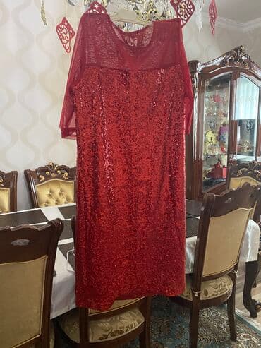 işlenmiş eşyalar: Toy paltarı biserlidi(amma çox incədi)42,4446razmere — 1