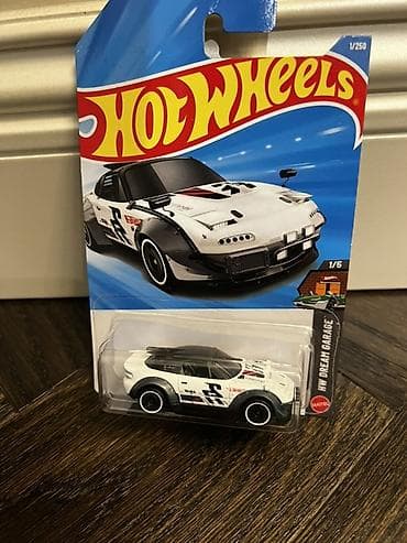 Hot Wheels – HW Dream Garage seriyasından kolleksiya modeli - Marka