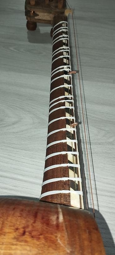 dəri aləti: Tar – milli simli musiqi aləti Çanaq Tut ağacı — 3