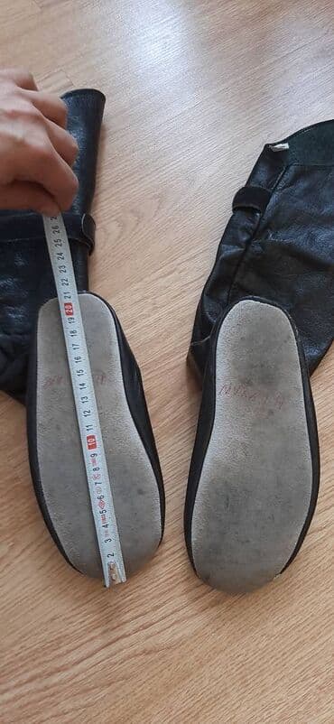 uşaq üçün işıqlı krosovkalar: Milli rəqs ilə məşqul olan uşaq üçün sapojki. Ölcü 21 sm. Təmiz — 8