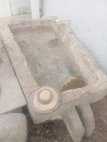 Açıq havada istifadə üçün daş hovuz/çilək (su çəni) - Material: bütöv lalafo.az -da Açıq havada istifadə üçün daş hovuz/çilək (su çəni) - Material: bütöv