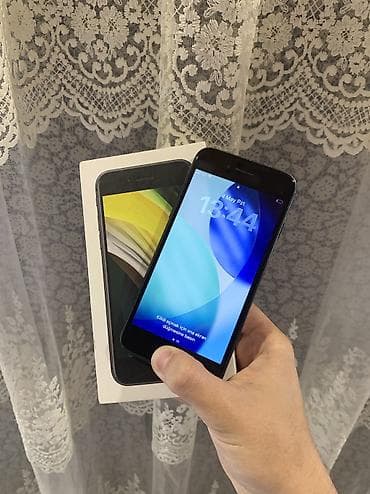 ipon se: IPhone SE, 64 GB, Qara — 2