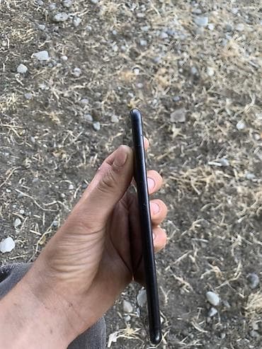 dell fiyat listesi: IPhone 7 Plus, 32 GB, Qara, Qırıq — 7