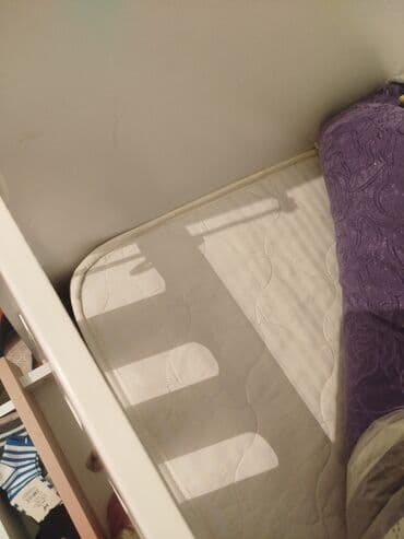 Beşiklər: Oğlan və qız üçün, İşlənmiş, Dördbucaq, Beşik, Dəstsiz, Matras ilə, Yellənmə mexanizm ilə — 4