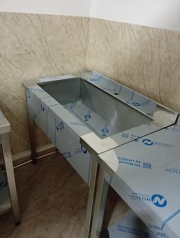 Nerjaveyka masalar və restoran avadanlıqları hazırlanır. İstənilən