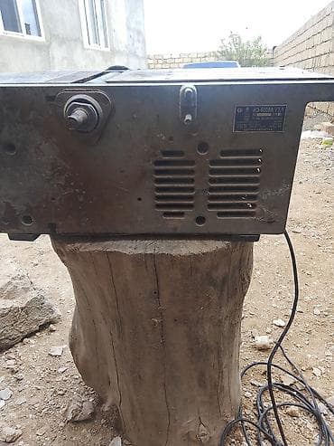 taxda yonan: Ağır tip stolüstü yonma/qırxma dəzgahı (reysmus/şimşətləmə planer) - — 1