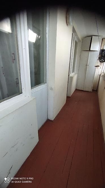 ev kiraye: Mənzilin təsviri: - 2 otaqlı, işıqlı və rahat planlı mənzil. - — 2
