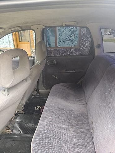 baqaj duqasi: Opel Corsa: 1.4 l | 1996 il 217419 km Hetçbek — 9