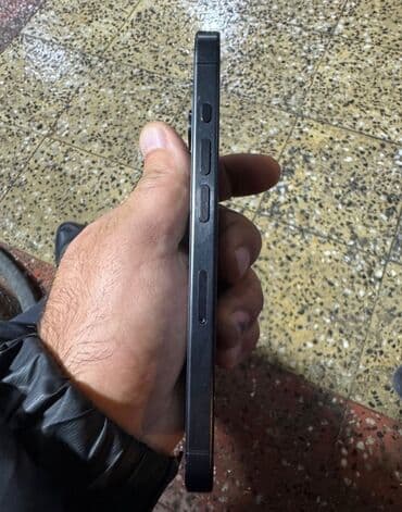 TV və video: IPhone 15 Pro, Qara — 3