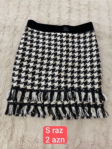 ketan dest: Qadın geyimləri dəsti – müxtəlif ölçülər 1) Qara bluz - Brend: Amisu — 18