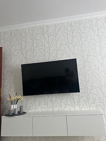 Yeni, Düz TV altlığı, Polkalı