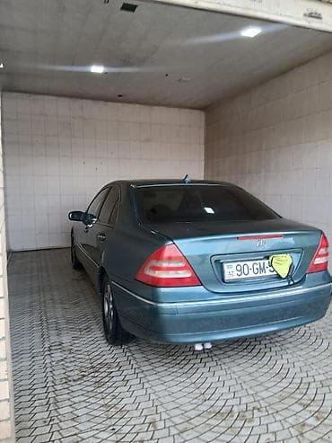mersedes 1 8: Mercedes-Benz C-Sinif sedan - Kuzov: sedan, metalik mavi-yaşıl rəng - — 4