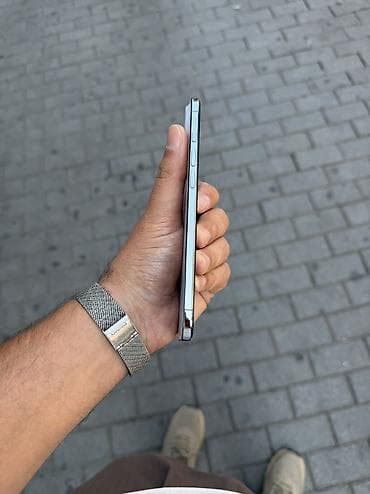 2tb hard disk: IPhone Air, 256 GB, Blue Titanium, Zəmanət, Face ID, Sənədlərlə — 3