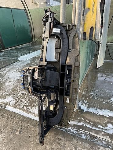 hidromek satilir: Məhsul: Avtomobilin ön paneli (torpedo) Təsvir: - Material: qara — 2