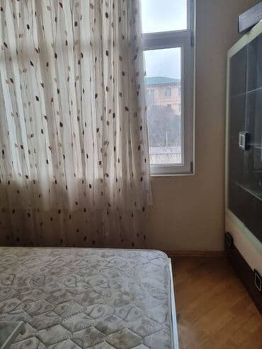 ehmedlide kiraye evler 2 otaqli: Elimlər metrosuna yaxin Nərimanov heykəlinə yaxin 9 mertebeli binanın — 5