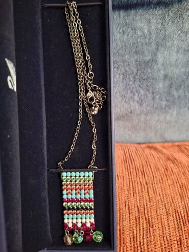 Swarovski boyunbağı - Brend: Swarovski (orijinal qutu ilə) - lalafo.az -da Swarovski boyunbağı - Brend: Swarovski (orijinal qutu ilə) -